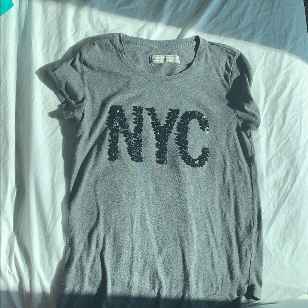 A gray T-shirt